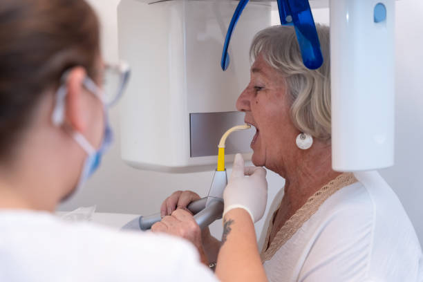 Best Emergency Tooth Extraction in Redwater, TX